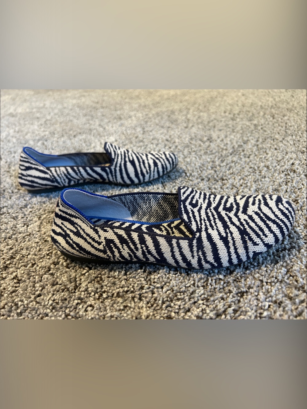 Rothy's Sz 6.5 Navy and Beige Zebra-Print Flats - Picture 3 of 9